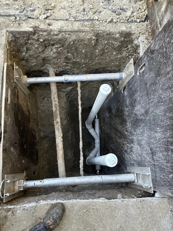 Experienced plumber completing Drain Cleaning work in Yucaipa